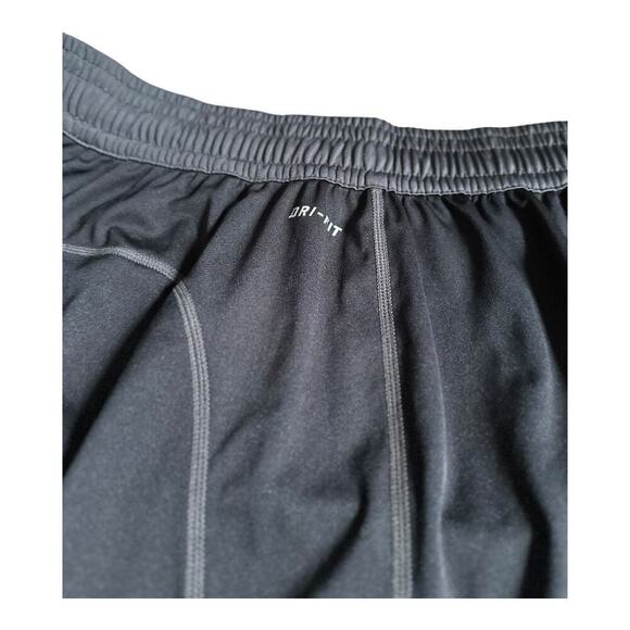 Nike Mens Medium active gym shorts dri-fit black basketball shorts gray swoosh​ - Picture 8 of 8